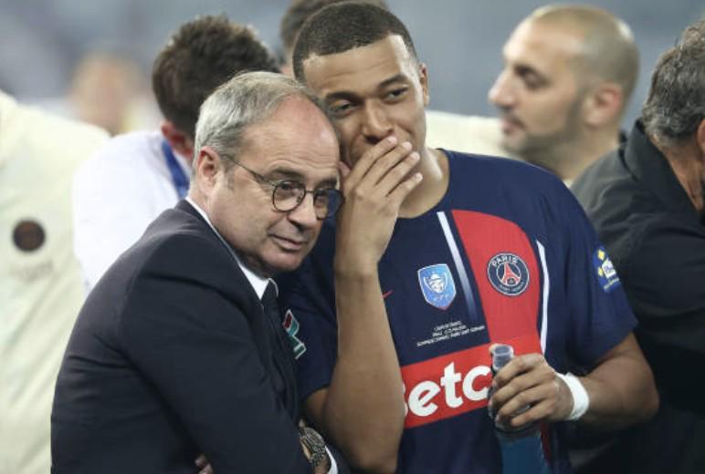 世界杯高清赛事直播地址-坎波斯：青训时姆巴佩的天赋显而易见，决定留下他只用20分钟