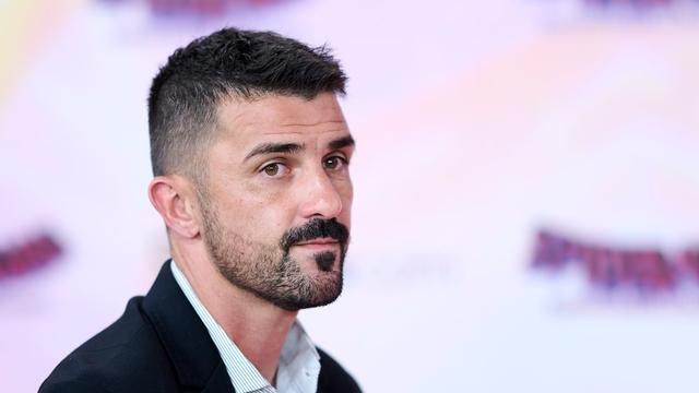 比利亚退役后去哪了?化身足坛霸道总裁,建立商业帝国